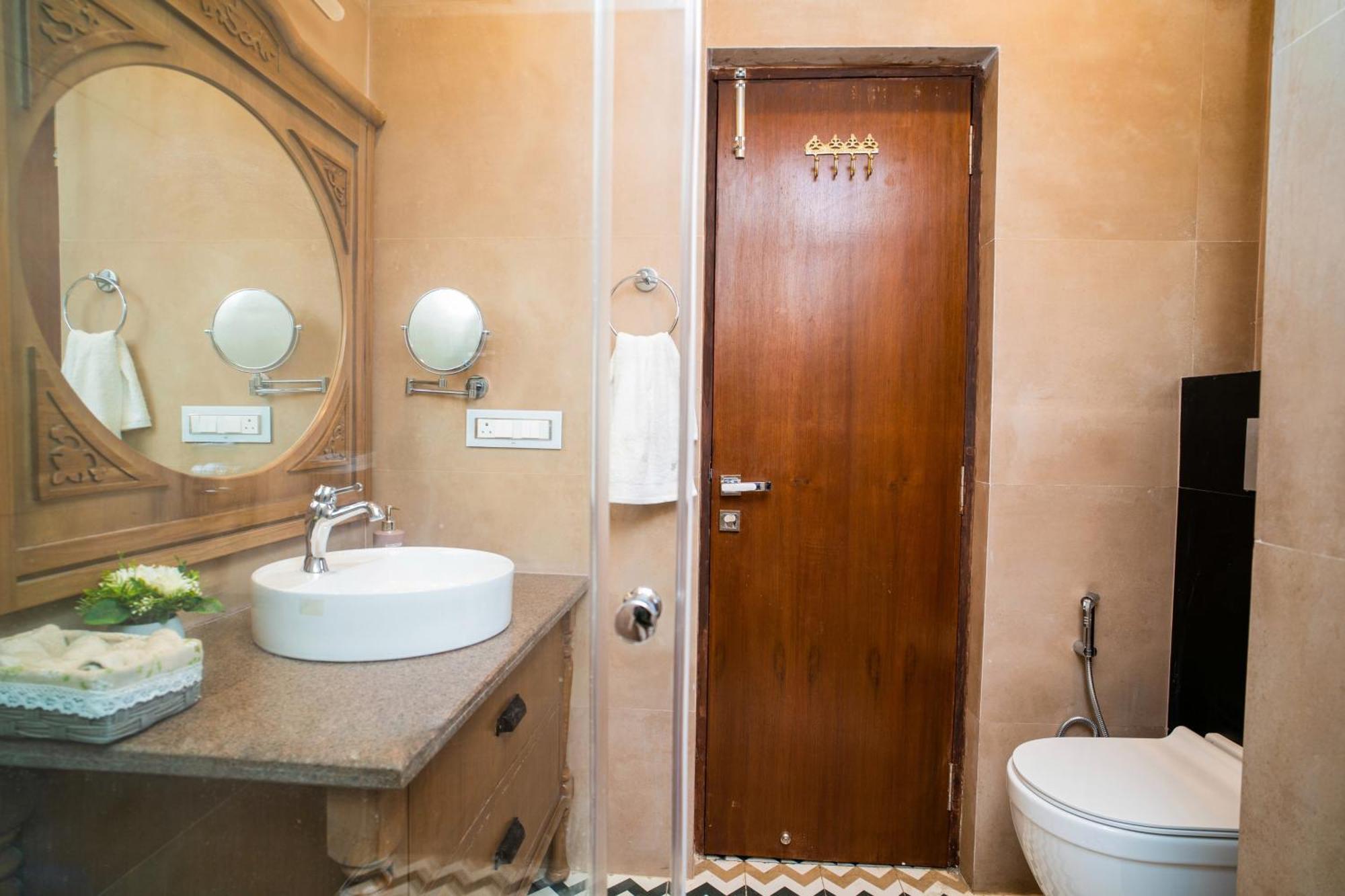 Luxury Aloha Apartments, Rishīkesh Zewnętrze zdjęcie