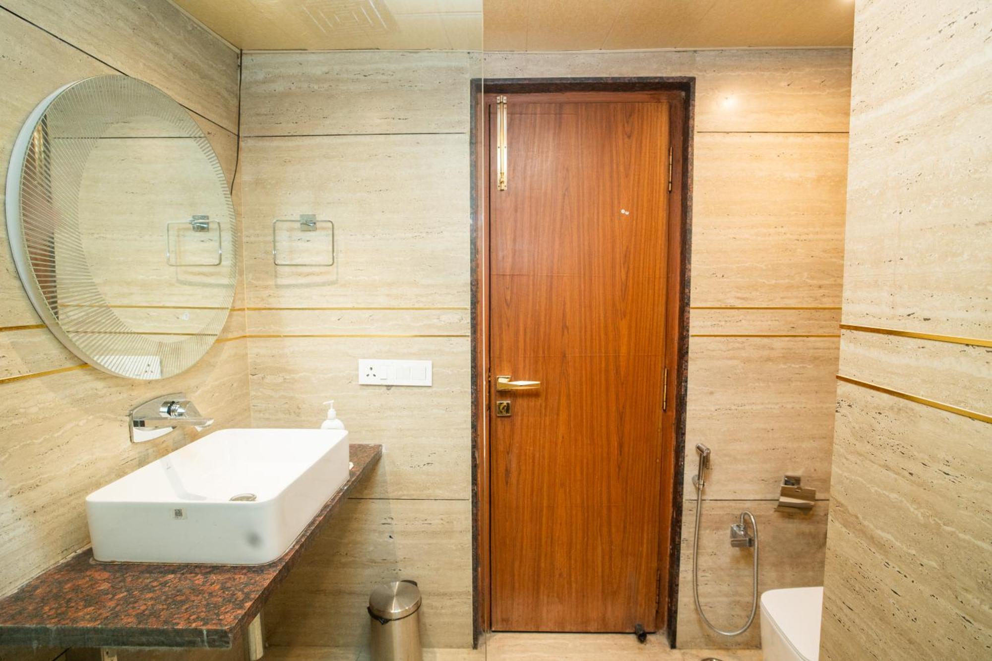 Luxury Aloha Apartments, Rishīkesh Zewnętrze zdjęcie
