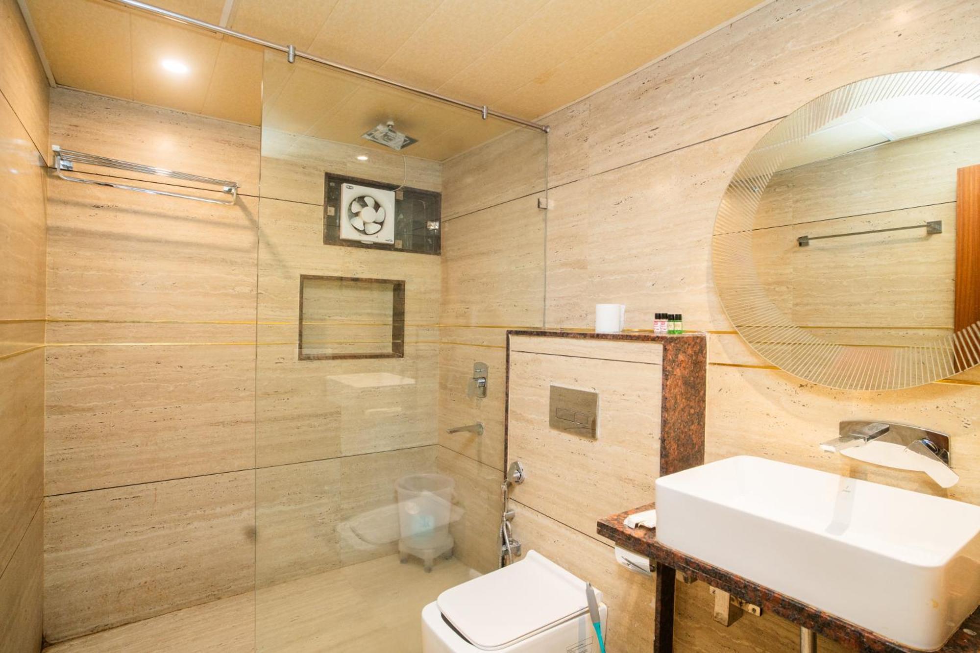 Luxury Aloha Apartments, Rishīkesh Zewnętrze zdjęcie